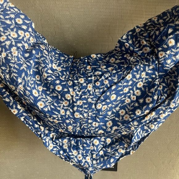 Lulus Summer Vibes Floral Print Off The Shoulder Crop Top Size M NWT - Picture 4 of 8